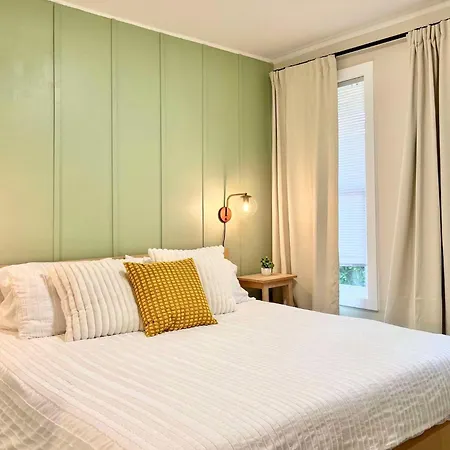 Dt Stylish & Newly Renovated Home 2Bdrm Kq Beds Sea Tac 6 Miles Renton Exterior photo