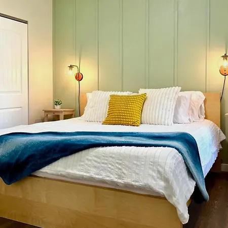 Dt Stylish & Newly Renovated Home 2Bdrm Kq Beds Sea Tac 6 Miles Renton Exterior photo
